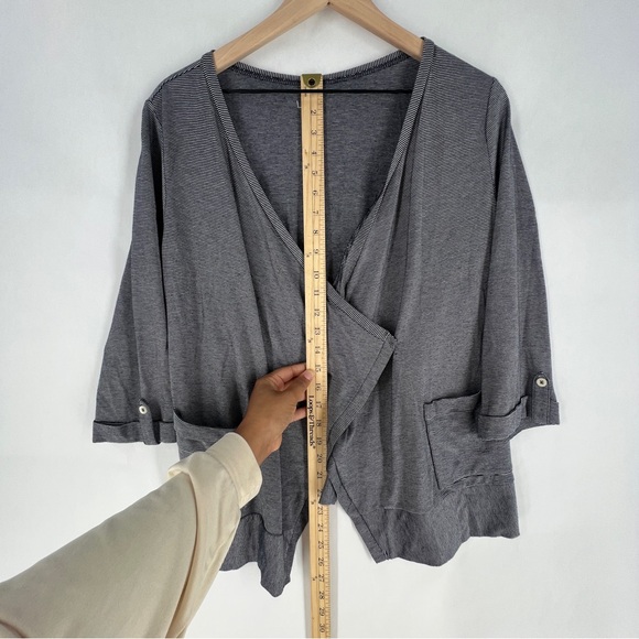 LOFT Navy & White Striped Crossover Wrap 3/4 Sleeve Lightweight Shacket Size S - Picture 12 of 13